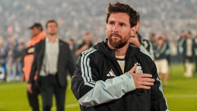 Despedida de Messi é marcada por vaias após homenagem virar publicidade no estádio