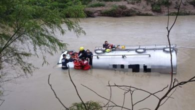 Preso por quase 3 horas em caminhão submerso, motorista respira por mangueira improvisada em SC