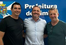 Prefeito de Timbó anuncia alterações em cargos da administração municipal