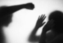 Mulher fica ferida após ser agredida pelo próprio filho em Blumenau