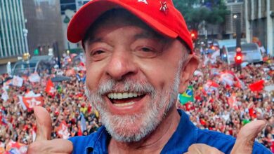Lula é reeleito presidente do Brasil após disputa acirrada no 2° turno