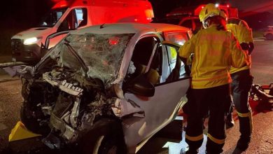 Jovem fica preso às ferragens e morre após colisão com caminhão em SC