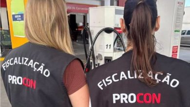 Procon multa postos em Blumenau por falta de notas e aumentos injustificados