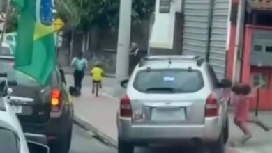 Petista é preso após atropelar duas crianças durante carreata de Flávio Bolsonaro em SP