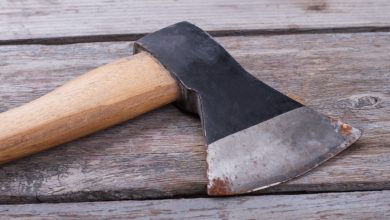 Filho ameaça matar o próprio pai e ataca idoso de 60 anos com machado em Benedito Novo