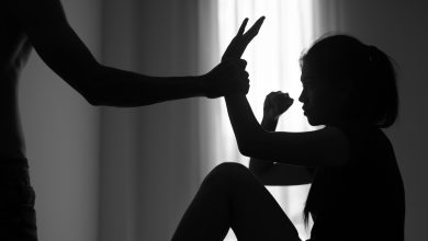 Adolescente tenta salvar tia de agressão e também é atacada em caso de violência doméstica em Rio dos Cedros