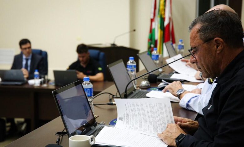 Diogo Pinho tem depoimento marcado após comissão ouvir testemunhas em processo de cassação em Indaial