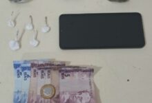 Homem tenta fugir da polícia, mas acaba preso por tráfico de drogas em Timbó